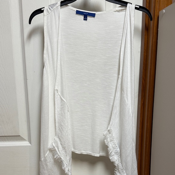 Apt. 9 Cream Sleeveless Cardigan - Picture 1 of 4